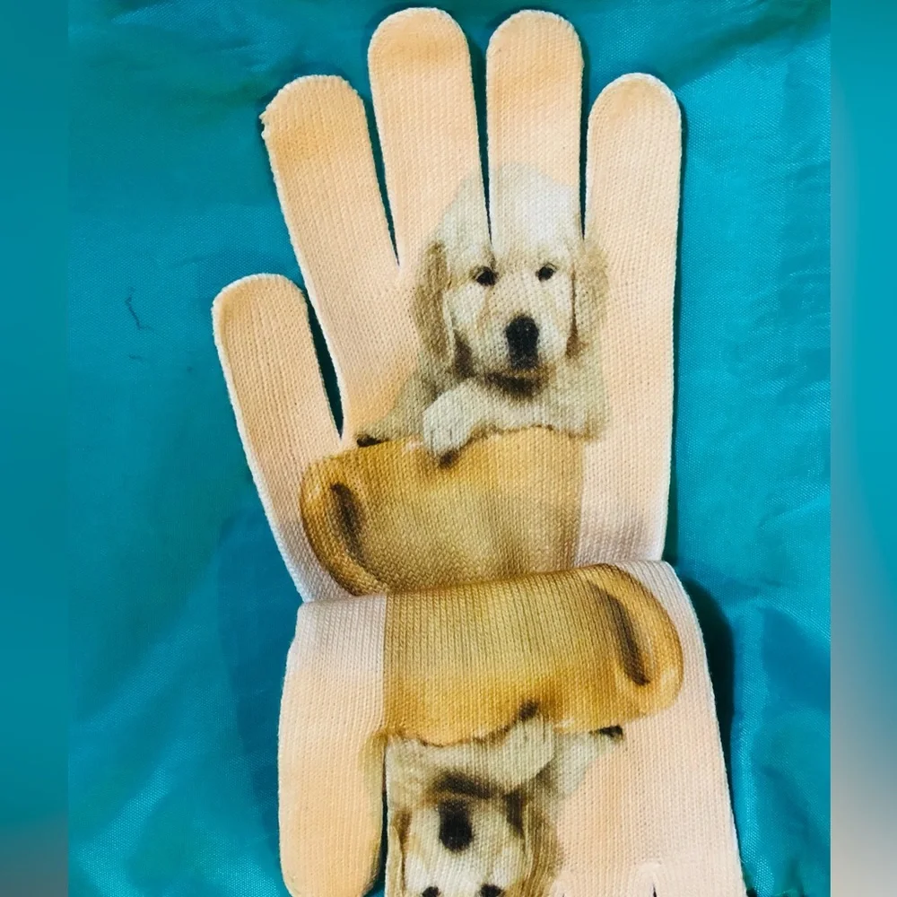 Women’s dog puppy in coffee cup printed beige‎ knit gloves one size new